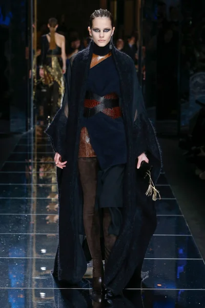Look 65